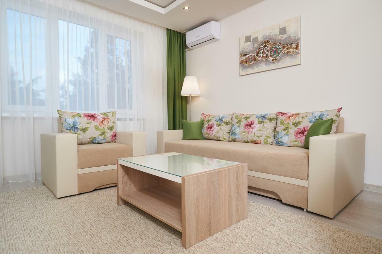 Exotic Rami'S Apartments Timisoara Luaran gambar