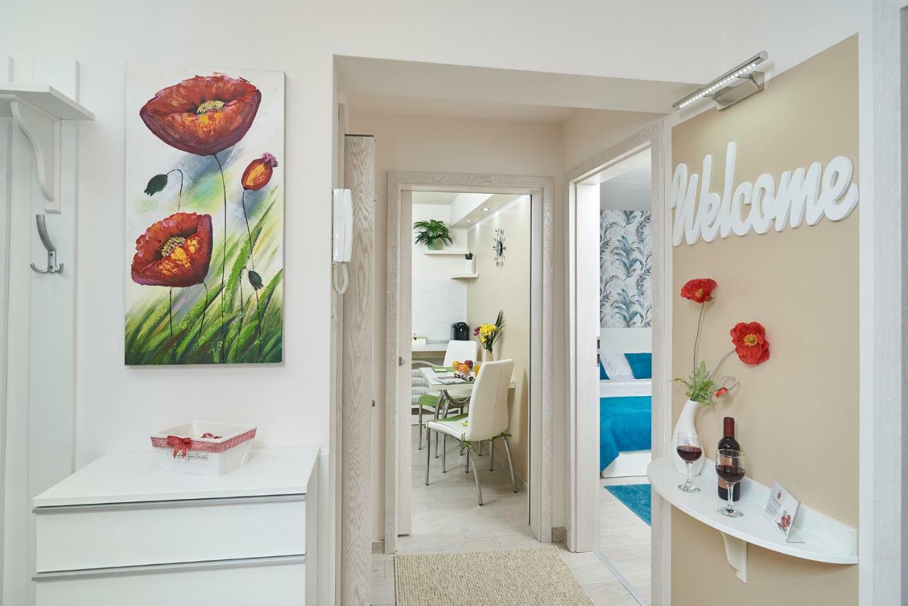 Exotic Rami'S Apartments Timisoara Luaran gambar